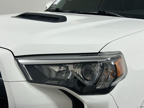 Used 2020 Toyota 4Runner TRD Pro AWD/4WD image 11