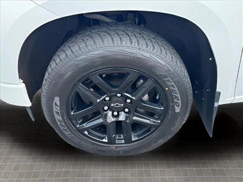 Used 2022 Chevrolet Silverado 1500 Custom AWD/4WD image 15