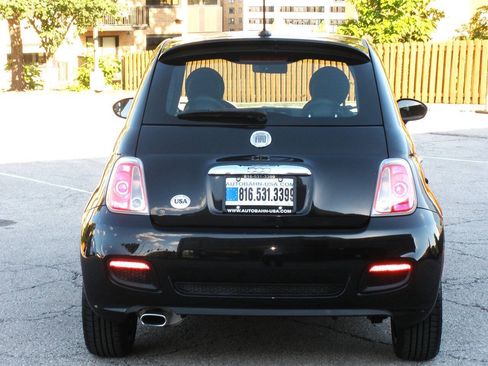 Used 2012 FIAT 500 Sport w/ Safety & Sound Pkg FWD image 17