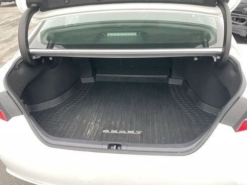 Used 2021 Toyota Camry SE w/ Cold Weather Package image 39