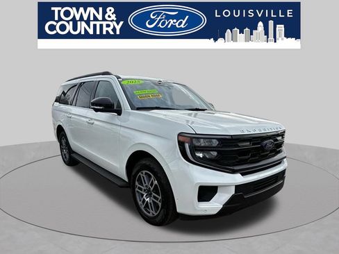 Used 2025 Ford Expedition Max Active AWD/4WD image 18