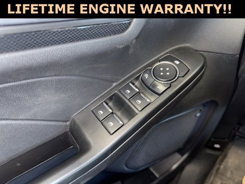 Used 2025 Ford Escape ST-Line w/ Cold Weather Package image 16