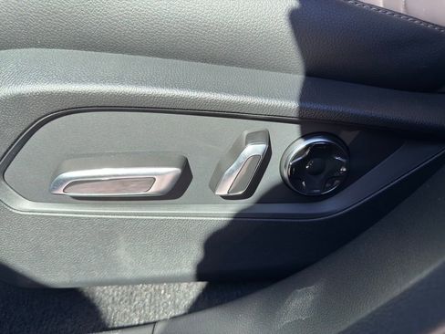 New 2026 Acura RDX SH-AWD image 17
