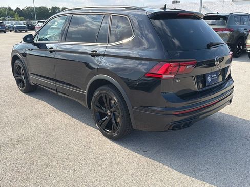 Certified 2023 Volkswagen Tiguan SE R-Line AWD/4WD image 4