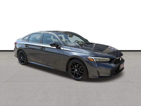 Used 2025 Honda Civic Sport image 3