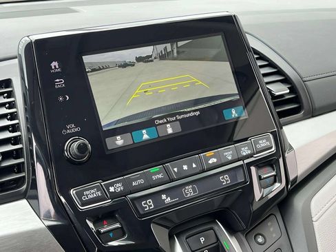 Used 2023 Honda Odyssey EX-L image 25