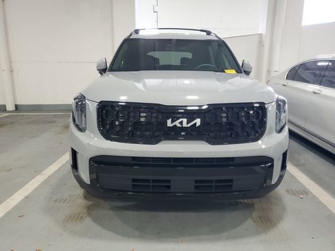 Used 2024 Kia Telluride EX X-Line image 2