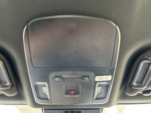 Used 2025 Toyota Camry SE image 26