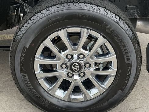 Certified 2024 Toyota Tacoma Limited w/ Limited Package (LT) AWD/4WD image 8