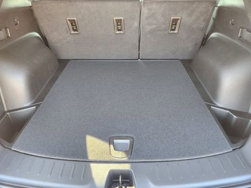 New 2025 Chevrolet Blazer LT w/ Convenience Package FWD image 24