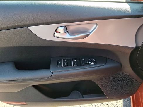 Used 2023 Kia Forte LXS FWD image 12