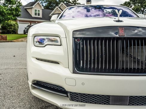 Used 2016 Rolls-Royce Dawn RWD image 96
