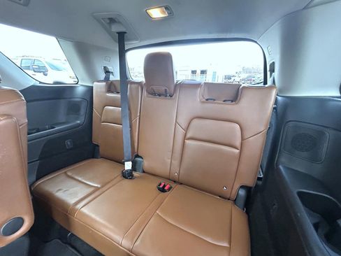 Used 2024 Nissan Pathfinder Platinum AWD/4WD image 20