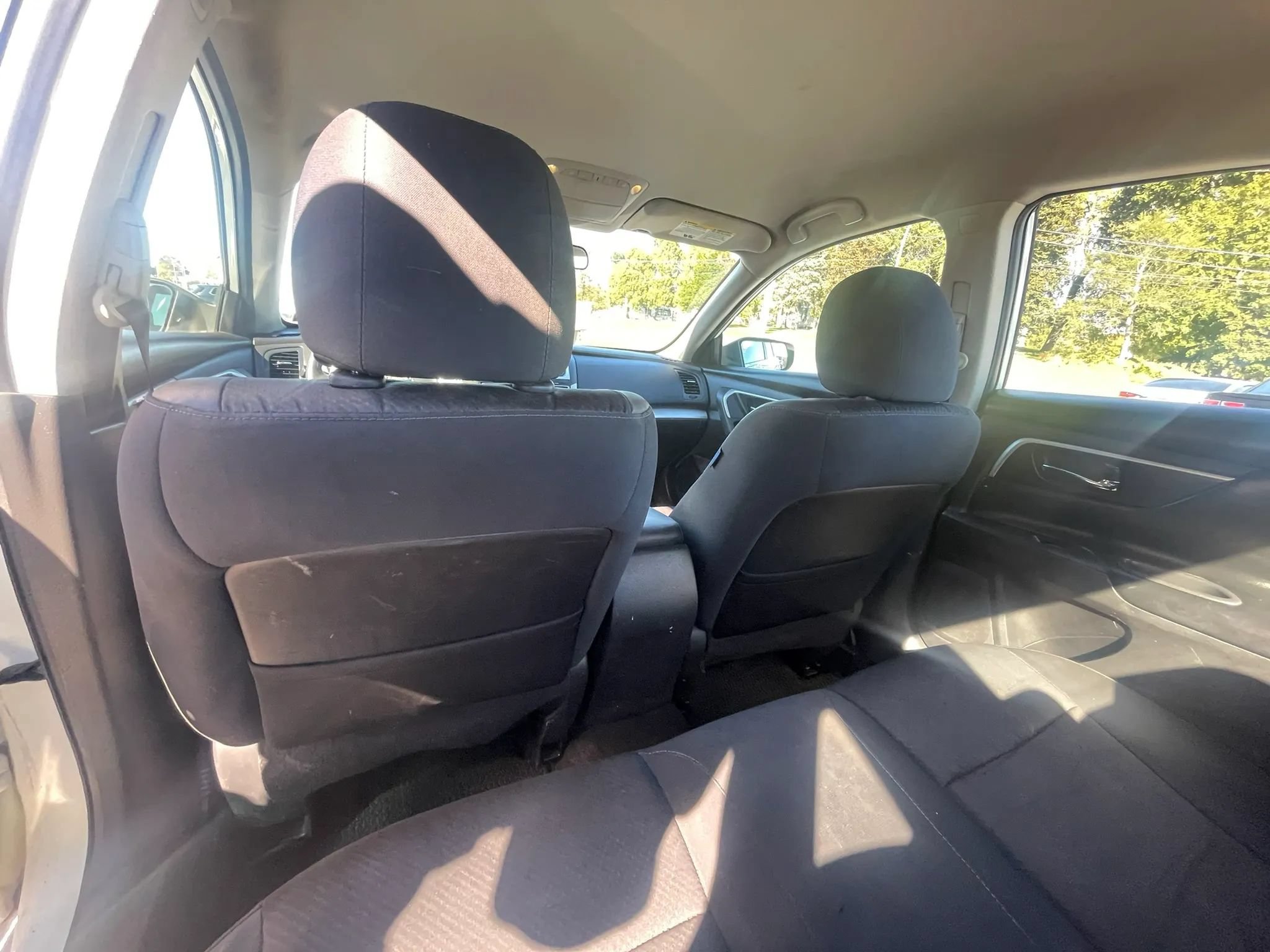Used 2016 Nissan Altima 3.5 SR FWD image 45