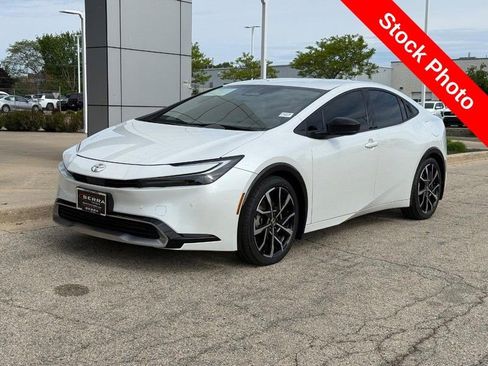Used 2024 Toyota Prius Prime FWD image 7