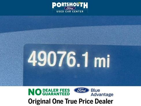 Certified 2022 Ford Escape SEL w/ SEL Stealth AWD Package image 19