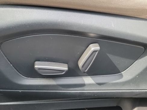 Used 2021 Ford Explorer 2WD image 11