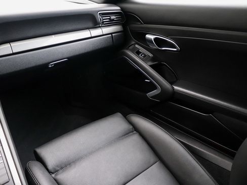 Used 2019 Porsche 911 Carrera S RWD image 32