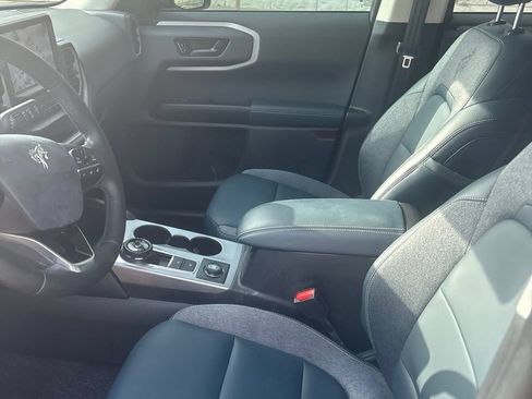 Used 2024 Ford Bronco Sport Outer Banks w/ Tech Package AWD/4WD image 6