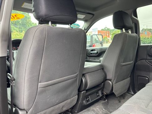 Used 2022 Chevrolet Silverado 2500 Custom w/ Custom Value Package AWD/4WD image 22