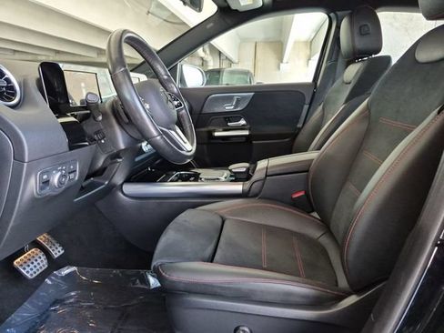 Used 2022 Mercedes-Benz GLA 250 4MATIC image 9
