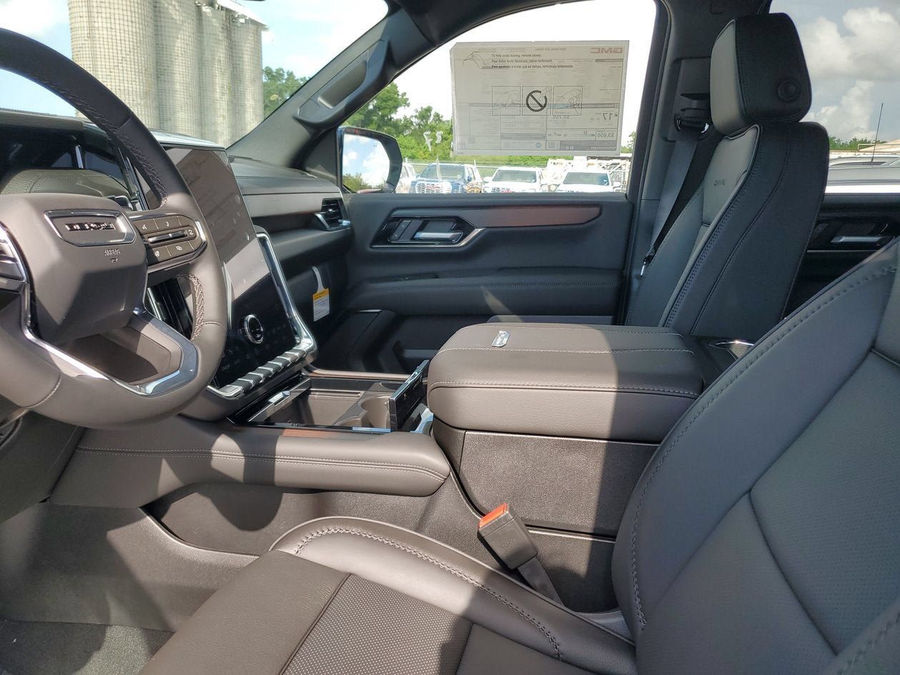 New 2026 GMC Yukon Denali RWD image 19
