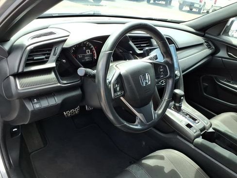 Used 2018 Honda Civic Sport image 20