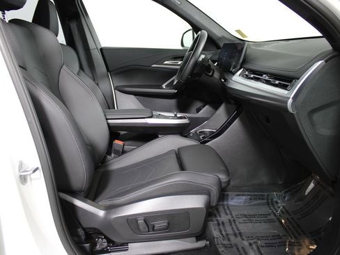 Used 2025 BMW X1 xDrive28i image 6