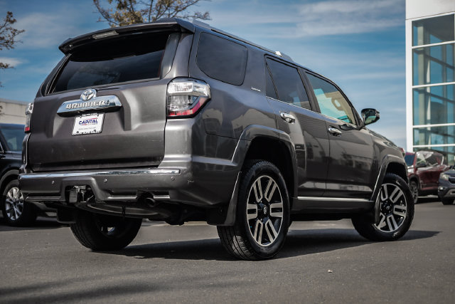 Used 2018 Toyota 4Runner Limited AWD/4WD image 20