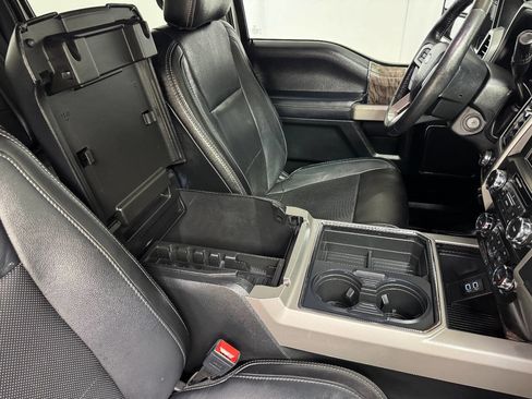 Used 2019 Ford F250 Lariat image 31