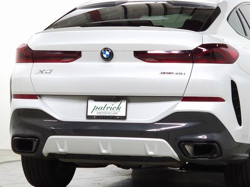 Used 2023 BMW X6 xDrive40i w/ M Sport Package image 8