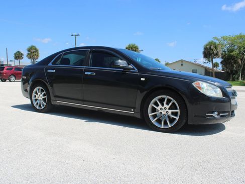 Used 2008 Chevrolet Malibu LTZ FWD image 18