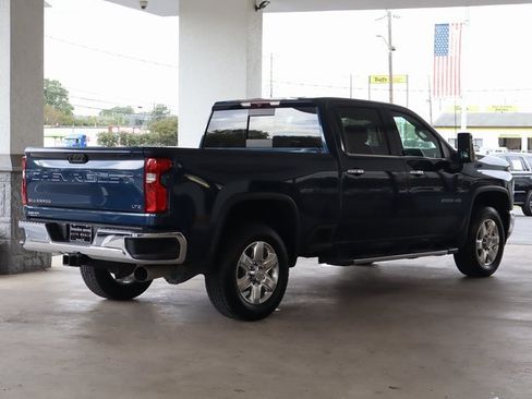 Used 2020 Chevrolet Silverado 2500 LTZ w/ LTZ Plus Package image 5