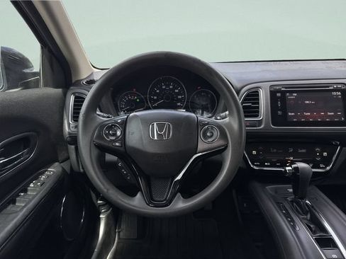 Used 2018 Honda HR-V EX image 23