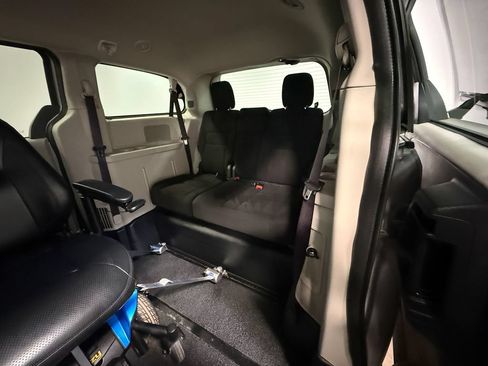 Used 2016 Dodge Grand Caravan SE w/ Quick Order Package 29E SE FWD image 56