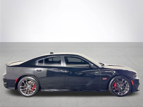 Used 2022 Dodge Charger Scat Pack w/ Plus Group image 5