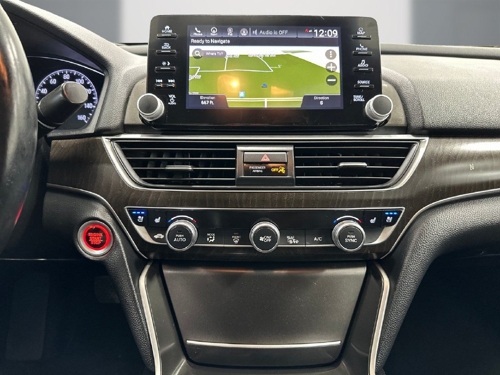 Used 2018 Honda Accord Touring image 19