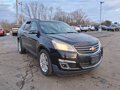 Used 2014 Chevrolet Traverse LT w/ All-Star Edition FWD image 3