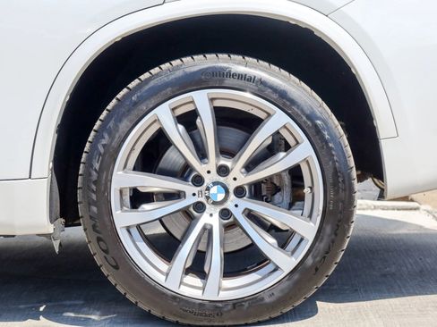 Used 2016 BMW X5 xDrive50i w/ M Sport AWD/4WD image 25