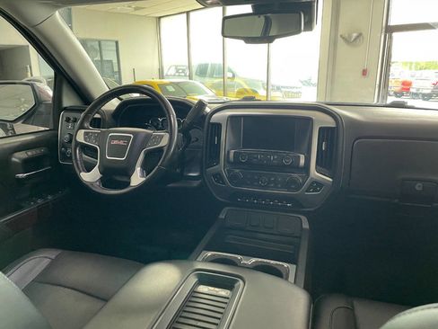 Used 2018 GMC Sierra 1500 SLT image 28