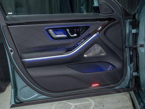 New 2026 Mercedes-Benz S 580 4MATIC Sedan image 10