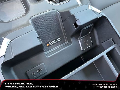 Used 2026 Chevrolet Silverado 1500 LT Trail Boss w/ LT Trail Boss Premium Package AWD/4WD image 33