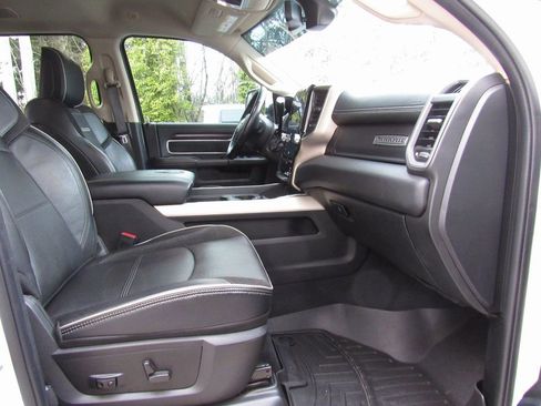 Used 2022 RAM 2500 Laramie image 24
