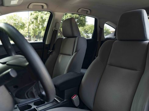 Used 2015 Honda CR-V LX image 17