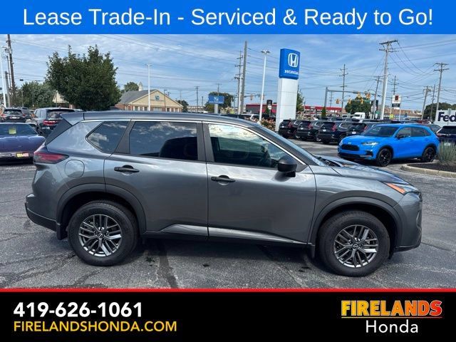 Used 2025 Nissan Rogue S FWD image 6