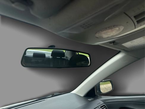 Used 2013 Toyota Corolla S w/ Premium Pkg FWD image 19
