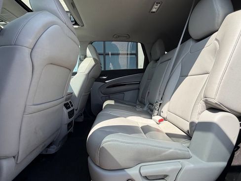 Used 2018 Acura MDX SH-AWD image 9