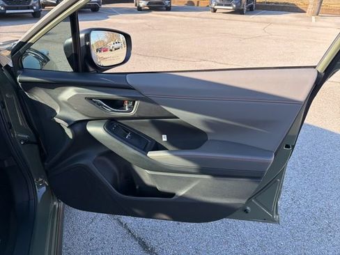 Used 2025 Subaru Crosstrek 2.5i Limited w/ Crosstrek Mirror Package image 9