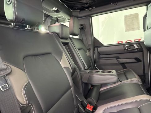 New 2025 Ford Bronco Outer Banks image 23