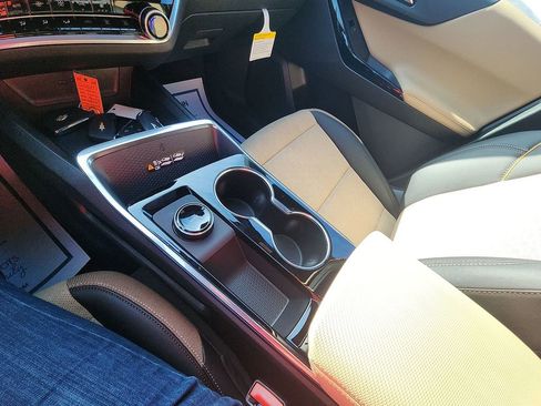 New 2026 Chevrolet Equinox ACTIV image 21